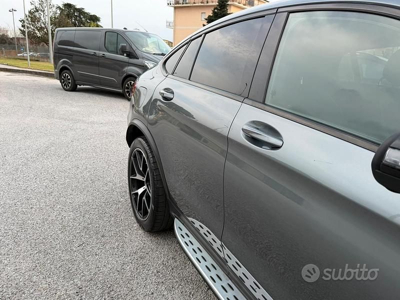 Usata Mercedes GLC220 Premium 2022 Grigio SUV