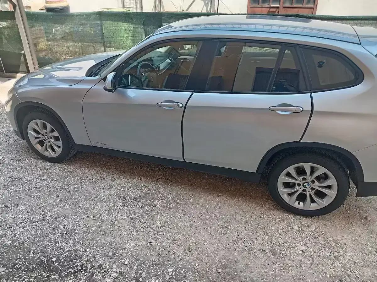 Usata BMW X1 143 CV (105 kW) 2014 Grigio SUV