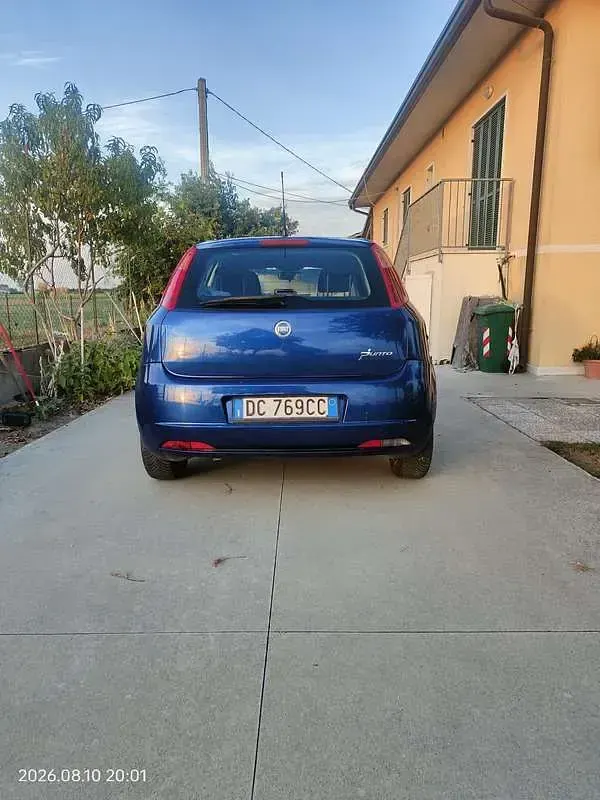 Usata Fiat Punto 73 CV (53 kW) 2006 Bluazzurro Utilitaria