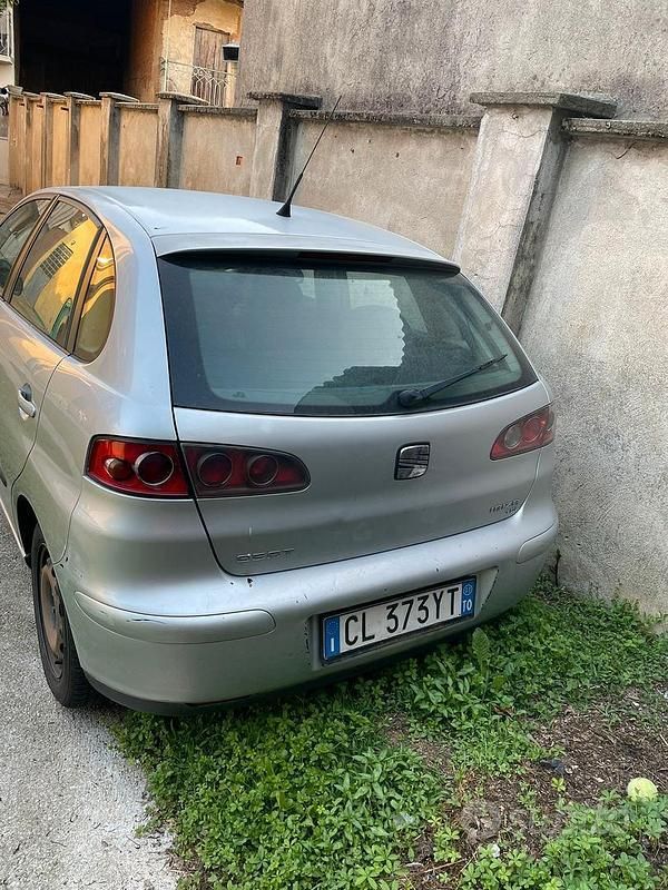 Usata Seat Ibiza 2003 Grigio Utilitaria
