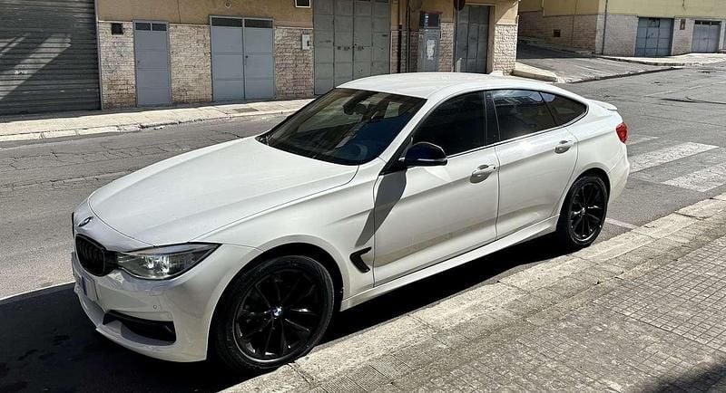 Usata BMW 318 Gran Turismo 143 CV (105 kW) 2014 Berlina