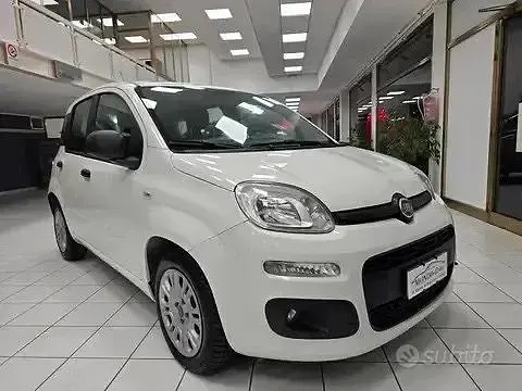 Usata Fiat Panda Easy 95 CV (69 kW) 2018 Bianco Utilitaria