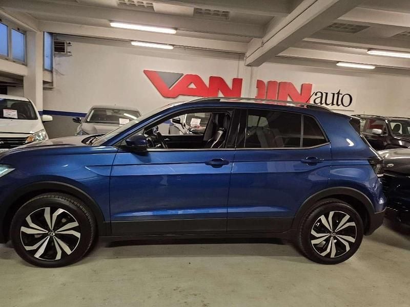 Usata VW T-Cross Advance 110 CV (80 kW) 2021 Blu metallizzato SUV