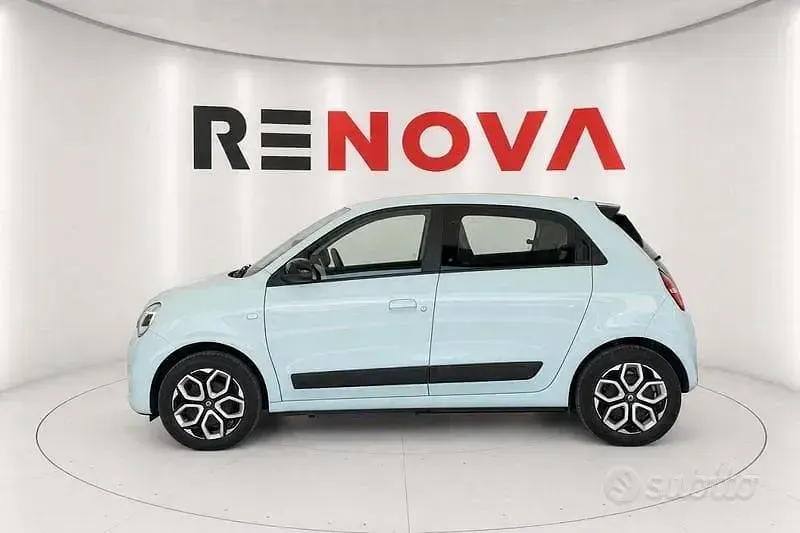 Usata Renault Twingo Equilibre 60 kW (82 CV) 2022 Blu Utilitaria