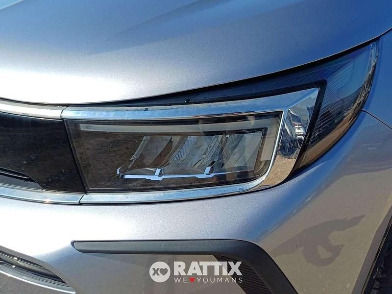 Usata Opel Grandland X 131 CV (96 kW) 2024 Kontrast grey SUV
