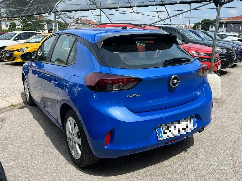 Usata Opel Corsa Edition 75 CV (55 kW) 2023 Blu metallizzato Utilitaria