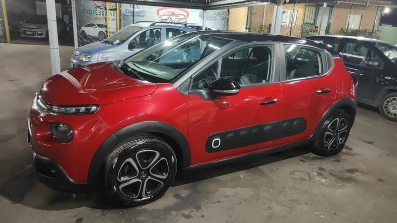 Usata Citroën C3 Shine 102 CV (75 kW) 2019 Rosso Utilitaria