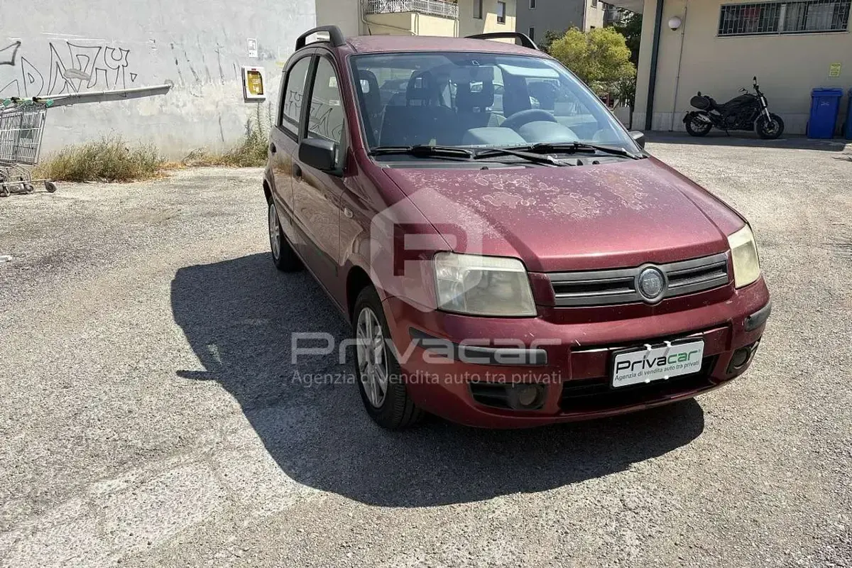 Usata Fiat Panda Dynamic 69 CV (50 kW) 2006 Rosso Utilitaria