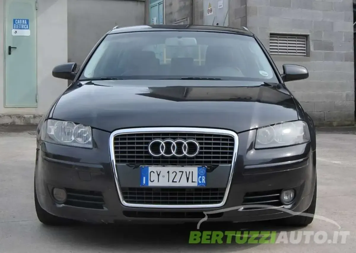 Usata Audi A3 Ambiente 105 CV (77 kW) 2005 Nero Utilitaria