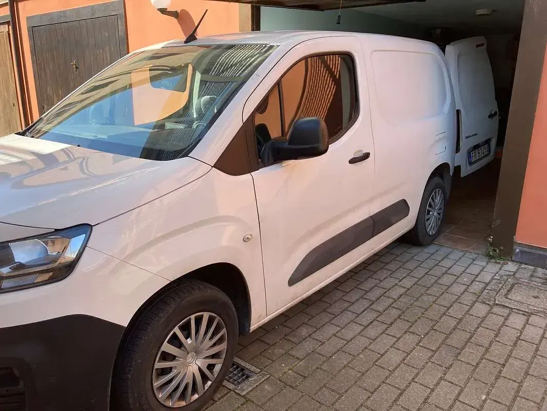 Usata Citroën Berlingo 90 CV (66 kW) 2018 Bianco Monovolume