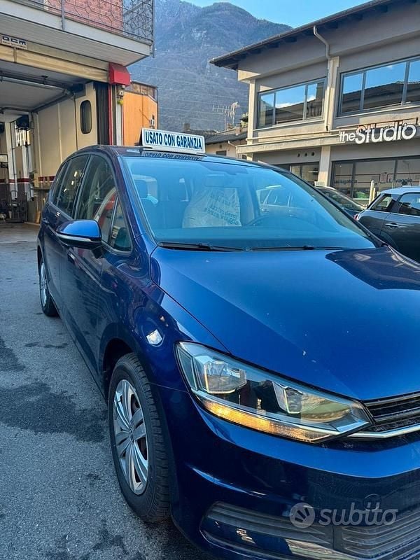 Blu Usata 2016 VW Touran Comfortline Monovolume | 12.300 € (Super prezzo) - Immagine 1/4
