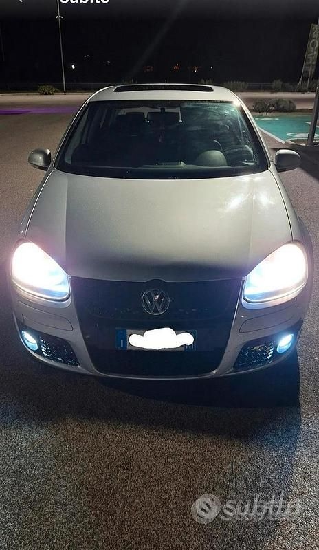Usata VW Golf IV 2004 Grigio Berlina
