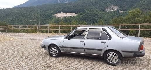 Usata Renault R18 GT 1983 Grigio Berlina