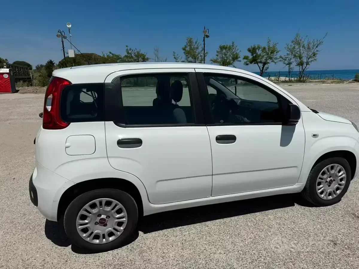 Usata Fiat Panda 95 CV (69 kW) 2017 Bianco Utilitaria