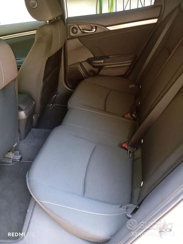 Usata Honda Civic Comfort 120 CV (88 kW) 2019 Bianco Berlina