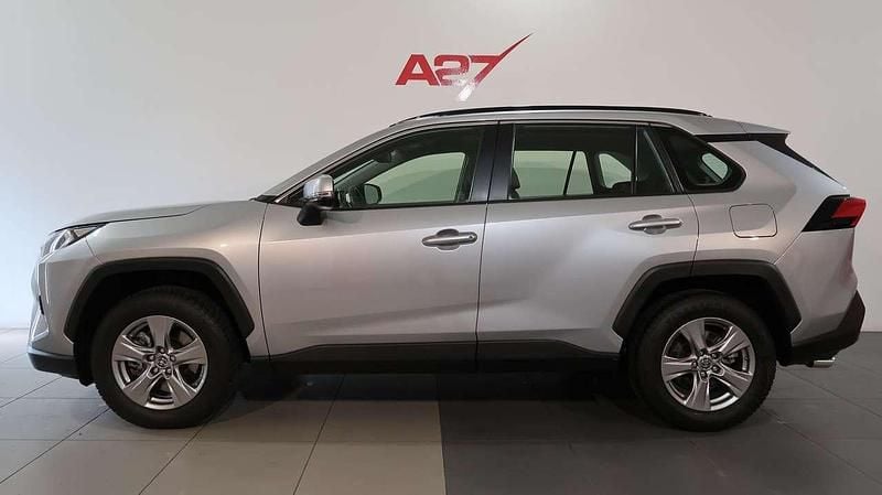 Usata Toyota RAV4 Hybrid Business Edition 218 CV (160 kW) 2022 Argento SUV