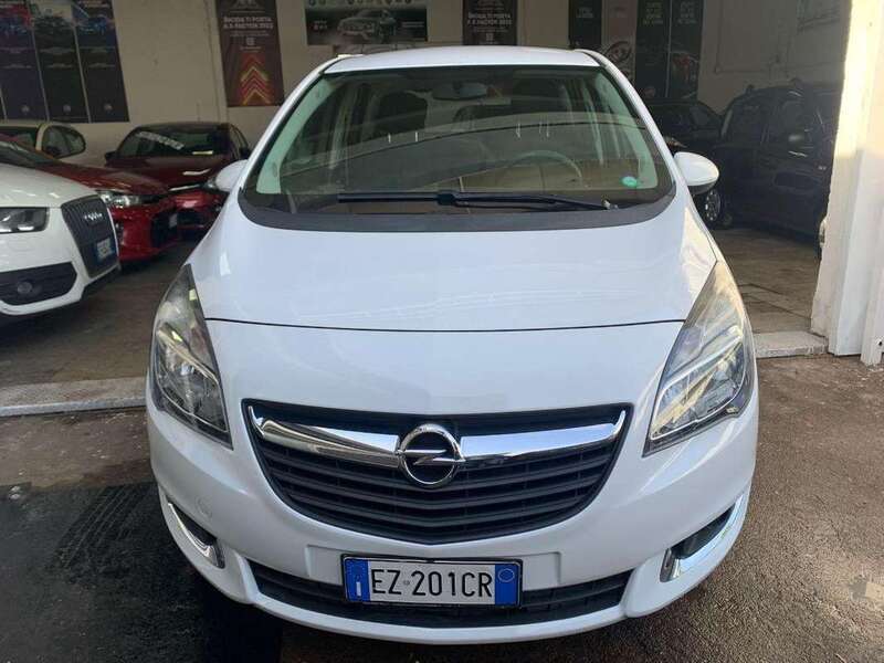 Usato 2015 Opel Meriva 1.4 Benzin 121 CV (7.500 €)