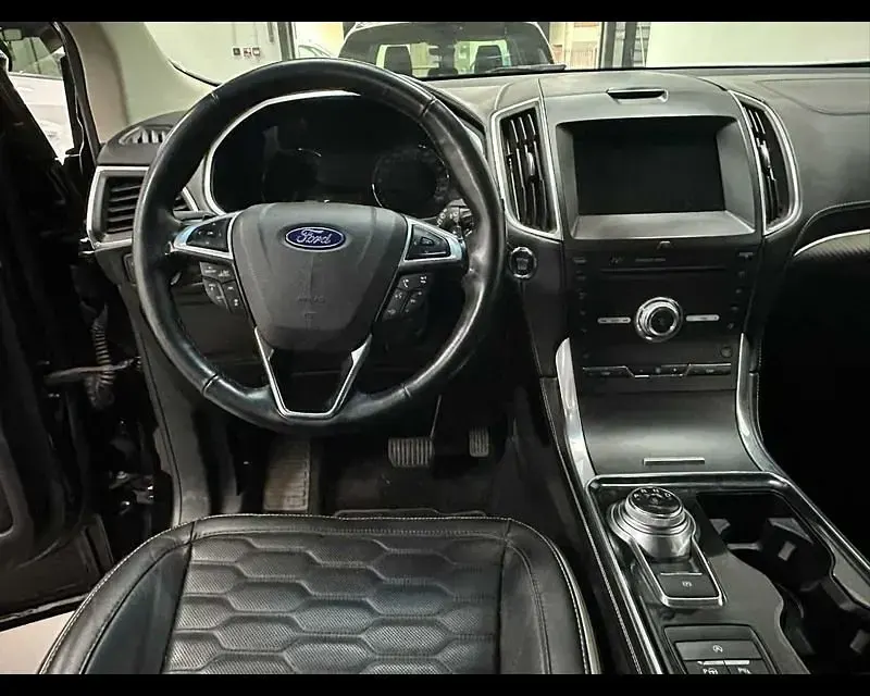 Usado Ford Edge Vignale 239 CV (175 kW) 2019 Negro SUV