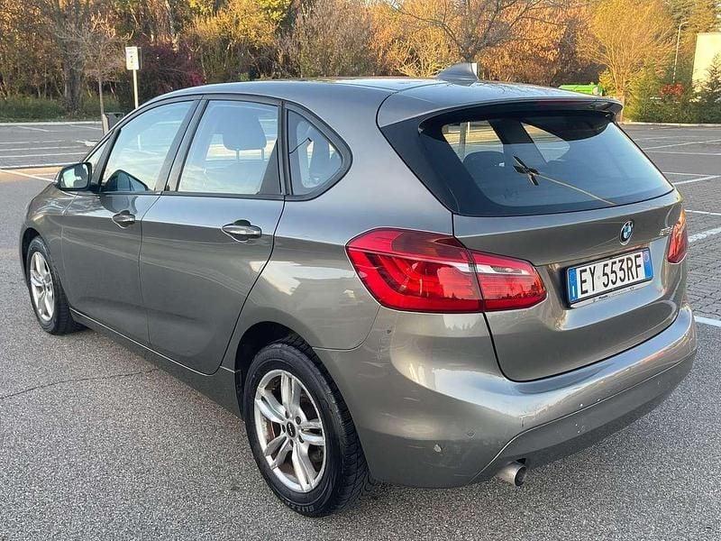 Usata BMW 216 Active Tourer Luxury Line 116 CV (85 kW) 2015 Bronzo Monovolume