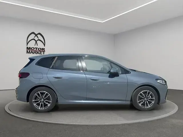 Usata BMW 218 Active Tourer M Sport 150 CV (110 kW) 2023 Grigio grafite Monovolume