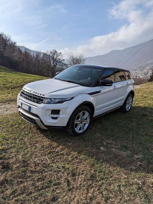 Begagnad Land Rover Range Rover evoque Black Edition 190 HK (139 kW) 2013 Vit SUV