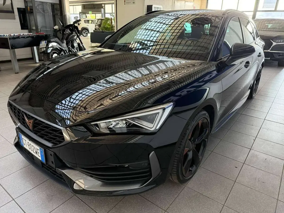 Usata Cupra Leon 150 CV (110 kW) 2024 Nero Station wagon