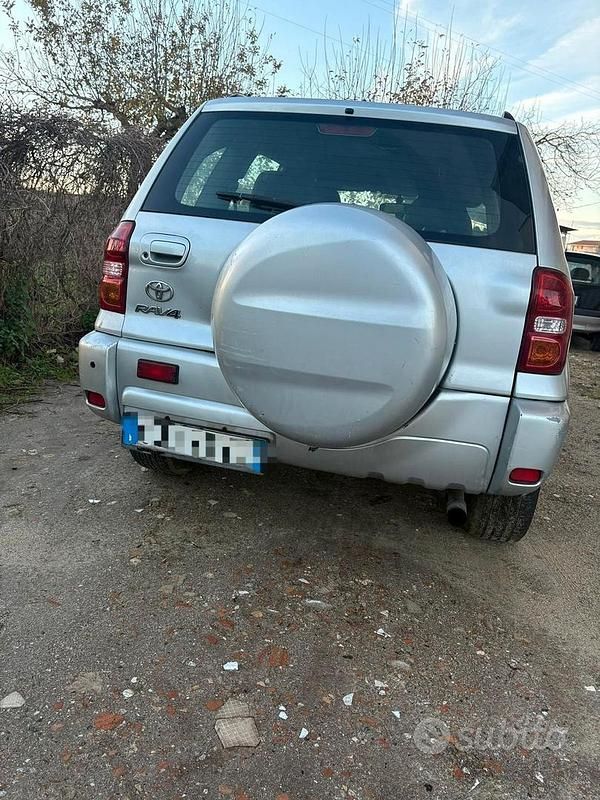 Usata Toyota RAV4 2003 Grigio SUV