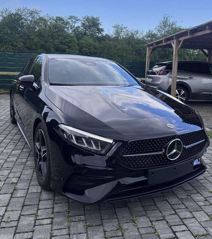 Usata Mercedes A180 AMG Line Premium 136 CV (100 kW) 2023 Berlina