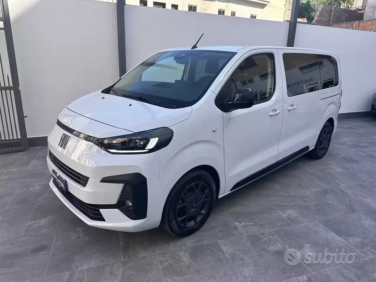 Usata Fiat Ulysse 130 kW (177 CV) 2025 Bianco Monovolume