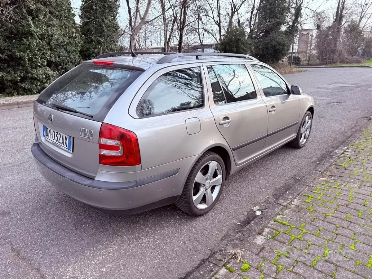 Usata Skoda Octavia 140 CV (102 kW) 2008 Nero Station wagon