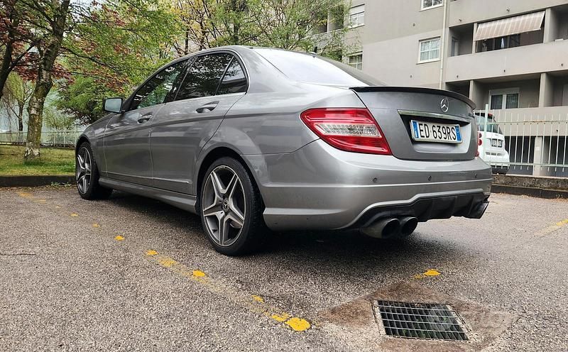 Usata Mercedes C250 2010 Grigio Berlina