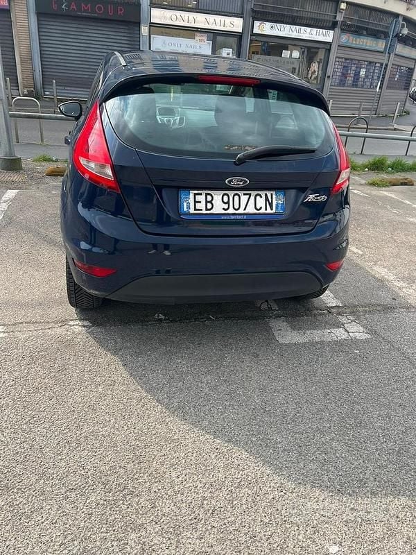 Usata Ford Fiesta 96 CV (70 kW) 2010 Utilitaria