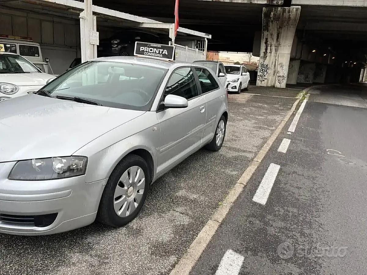 Usata Audi A3 Attraction 140 CV (102 kW) 2005 Grigio Utilitaria