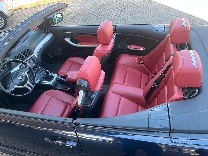 Usata BMW 318 Cabriolet 143 CV (105 kW) 2003 Blu Cabrio