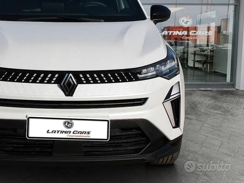 Usata Renault Captur Techno 101 CV (74 kW) 2025 Bianco SUV