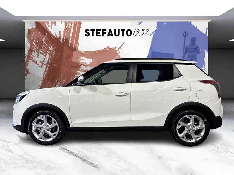 Neu SsangYong Tivoli 163 PS (119 kW) 2026 Weiß SUV
