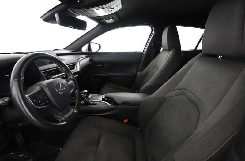 Usata Lexus UX 250h Executive Line 184 CV (135 kW) 2019 Verde SUV