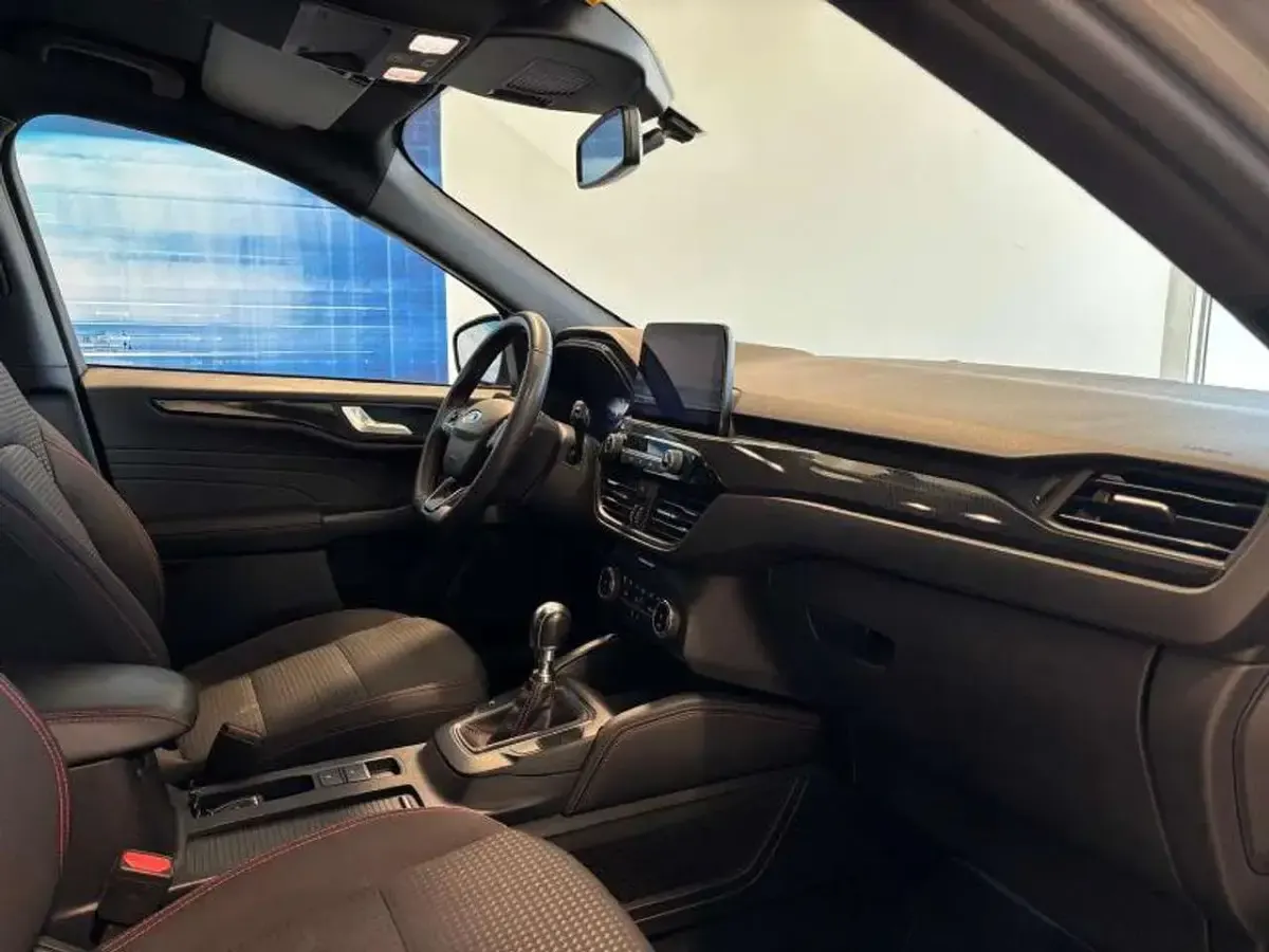 Usata Ford Kuga ST-Line 150 CV (110 kW) 2023 Grigio SUV