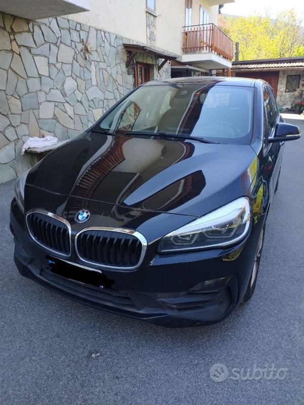 Nero Usata 2018 BMW 216 Active Tourer Monovolume | 15.000 € (Buon prezzo) - Immagine 1/4