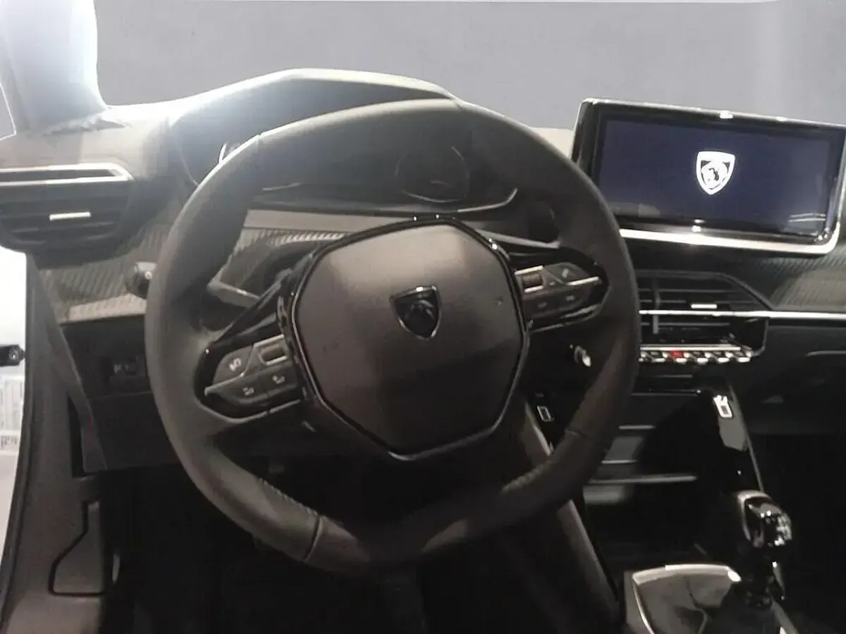 Nuova Peugeot 2008 Style 100 CV (73 kW) 2026 Bianco SUV