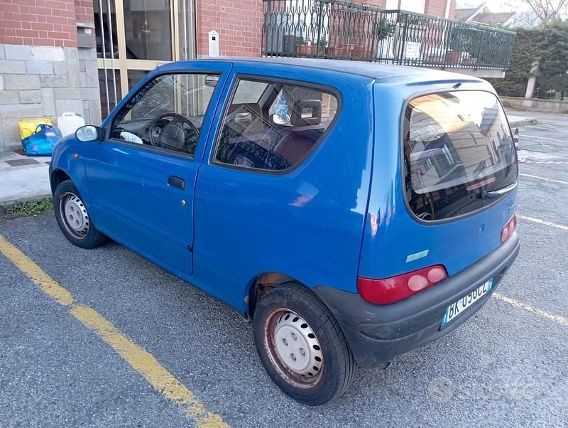 Usata Fiat 600 2000 Blu Berlina