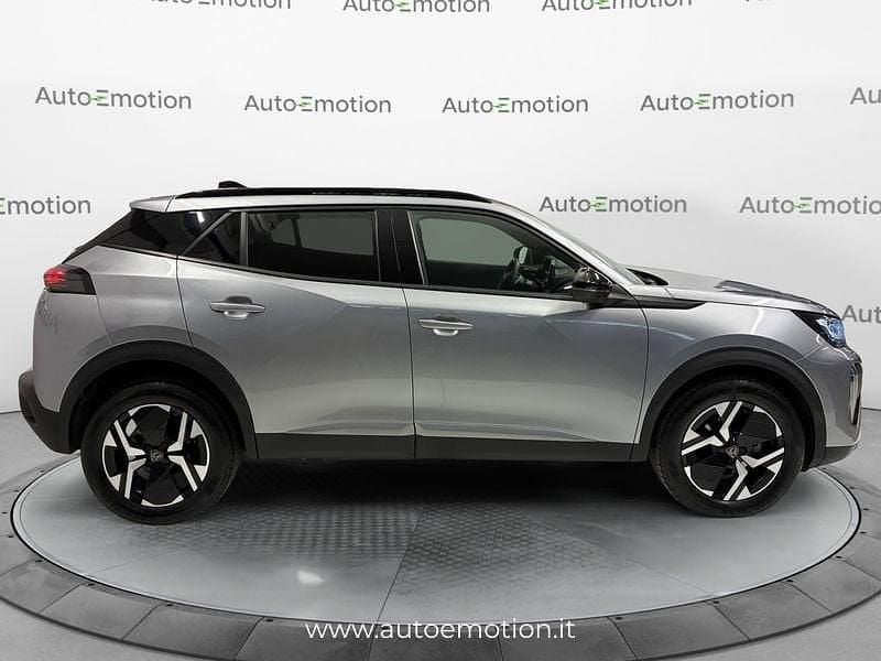 Usata Peugeot 2008 Allure 102 CV (75 kW) 2024 Grigio SUV