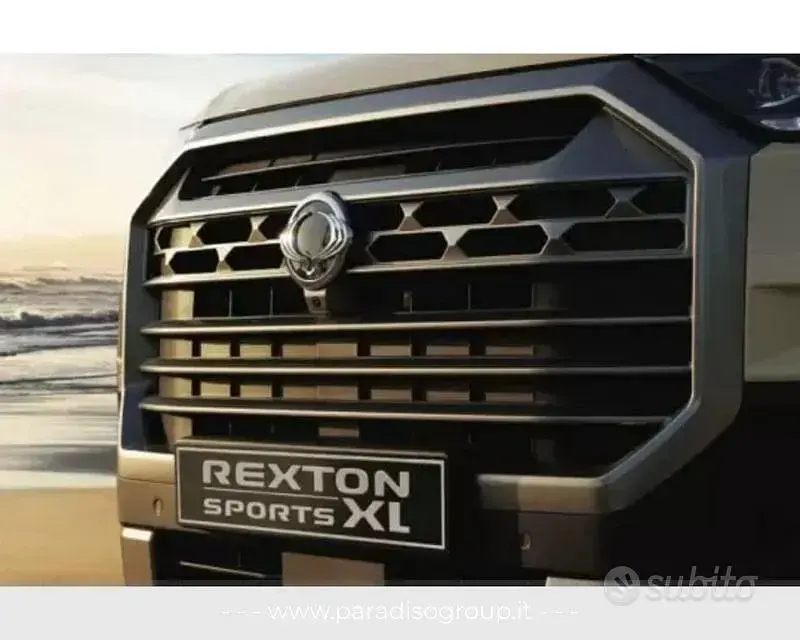 Nuova SsangYong Rexton 2026 Verde