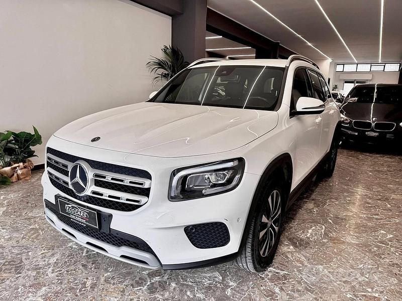 Usado Mercedes GLB180 116 CV (85 kW) 2022 Blanco SUV
