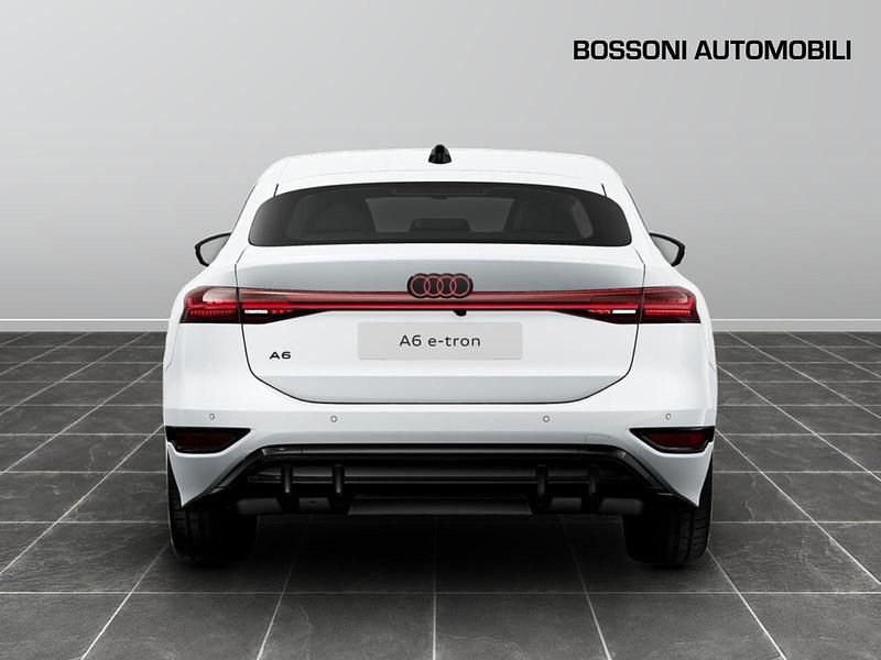 Nuova Audi e-tron Sportback S-Line 239 kW (326 CV) 2025 Bianco SUV