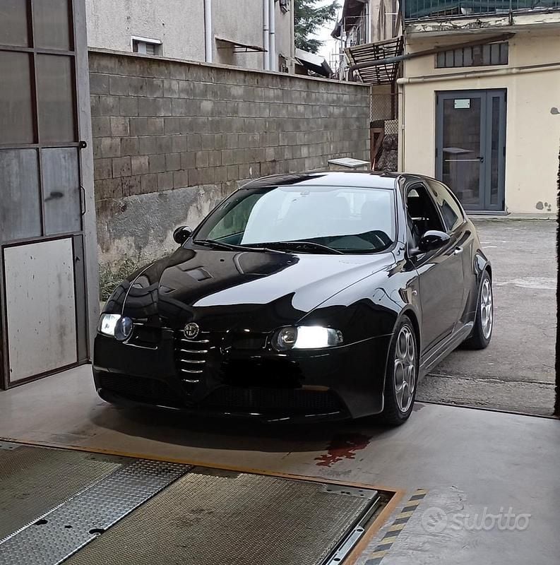 Usata Alfa Romeo 147 GTA 2003 Nero Utilitaria
