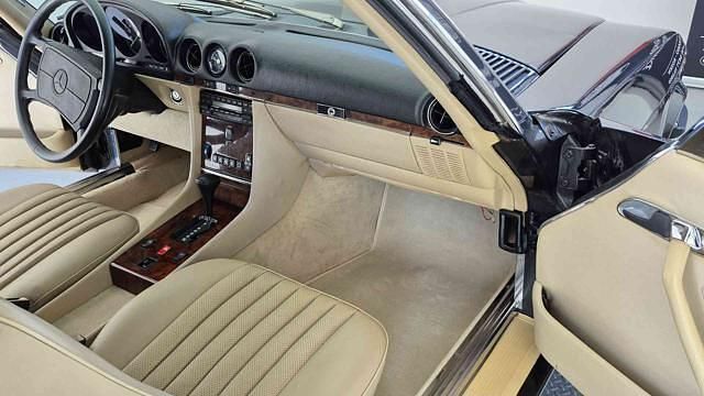 Usata Mercedes SL500 245 CV (180 kW) 1986 Nero metallizzato metallizzato Cabrio