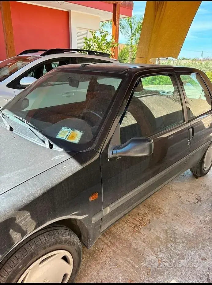 Usata Peugeot 106 50 CV (36 kW) 1998 Nero Utilitaria