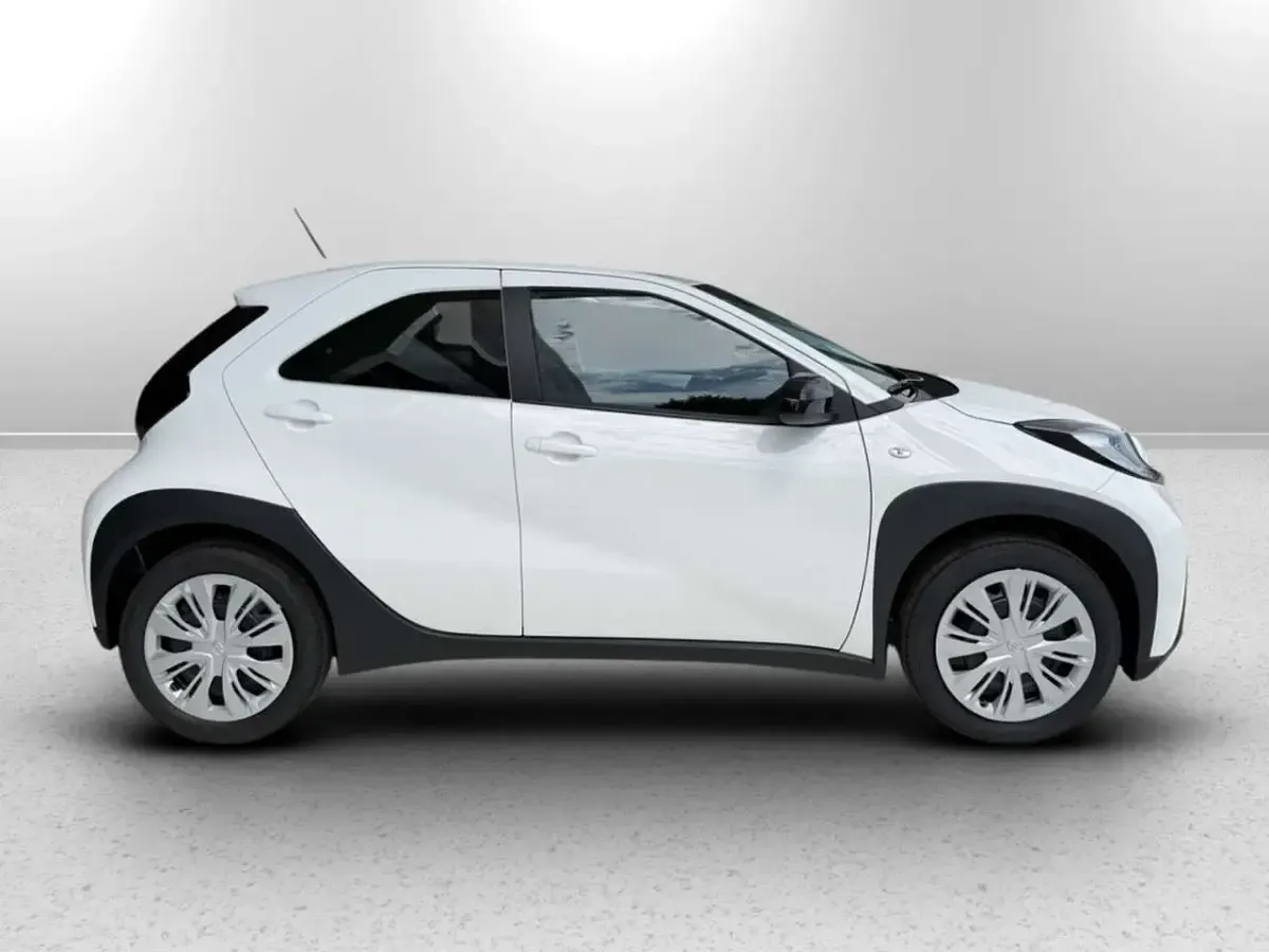 Nuova Toyota Aygo X Active 72 CV (52 kW) 2025 Other SUV