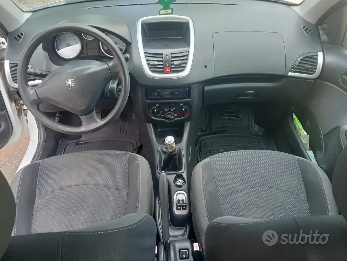 Usata Peugeot 206 60 CV (44 kW) 2009 Bianco Berlina